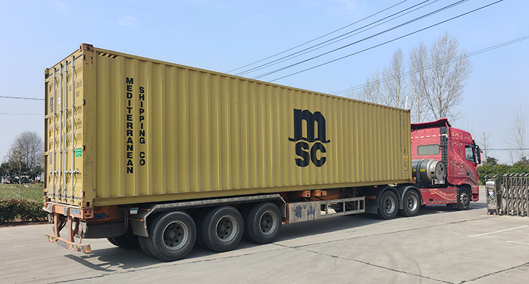 三筒重晶石烘干机发往南美洲